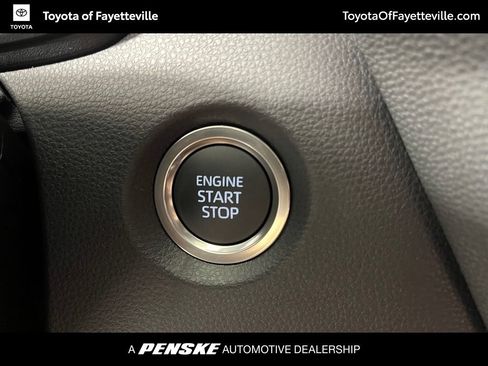 Used 2026 Toyota Corolla SE FWD image 35