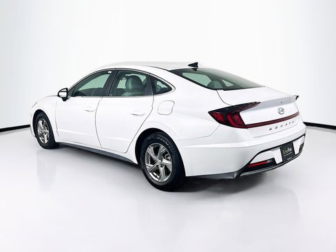 Used 2022 Hyundai Sonata SE FWD image 5