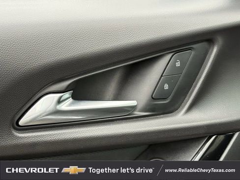 Used 2025 Chevrolet Equinox LT image 26