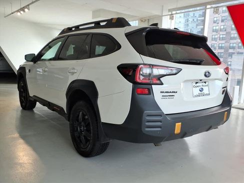 Used 2022 Subaru Outback Wilderness image 6