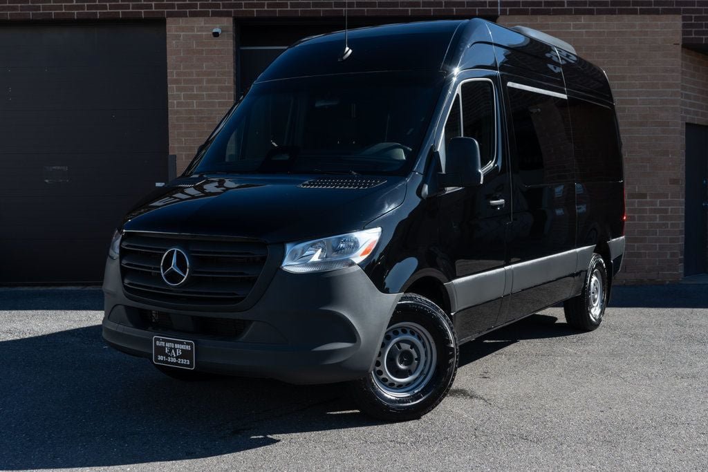 Used 2025 Mercedes-Benz Sprinter 2500 image 41