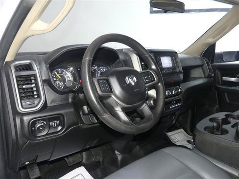 Used 2019 RAM 2500 Tradesman AWD/4WD image 21