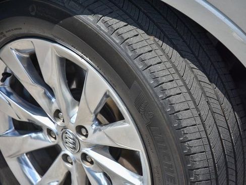 Used 2018 Buick Envision Essence w/ LPO, Cargo Package image 3