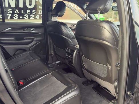 Used 2023 Jeep Grand Cherokee Altitude image 20