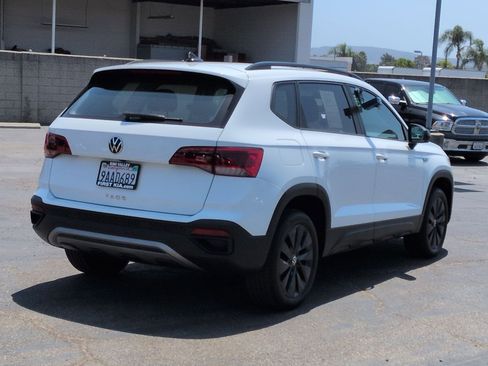 Used 2022 Volkswagen Taos S FWD image 6