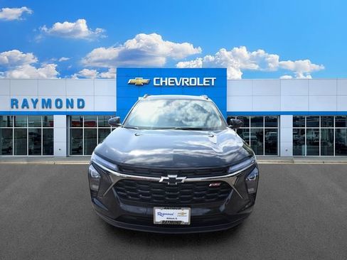 New 2026 Chevrolet Trax RS w/ Driver Confidence Package FWD image 9