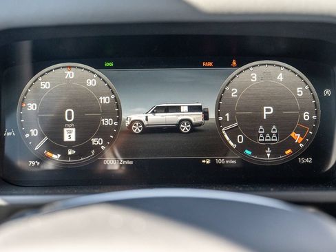New 2026 Land Rover Defender 130 X-Dynamic SE AWD/4WD image 13