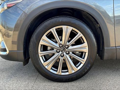 Used 2023 MAZDA CX-9 Signature AWD/4WD image 9
