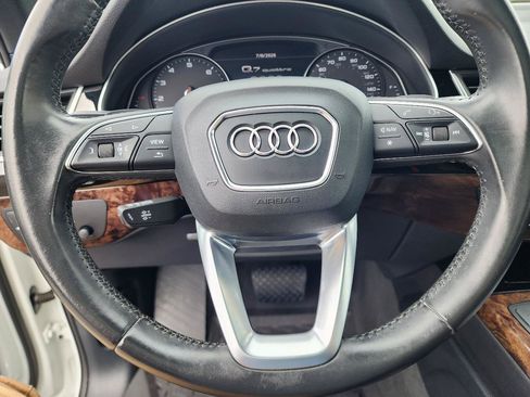 Used 2017 Audi Q7 3.0T Premium AWD/4WD image 16