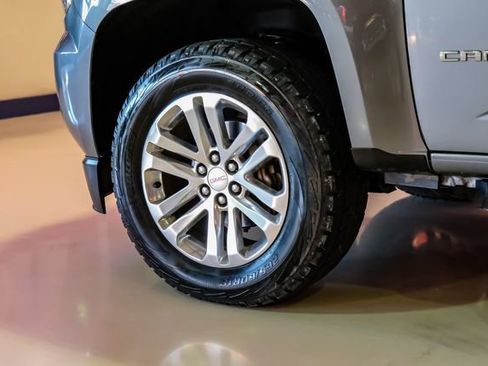 Used 2018 GMC Canyon SLT image 48