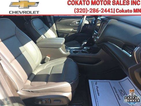Used 2023 Chevrolet Traverse Premier w/ Redline Edition AWD/4WD image 22