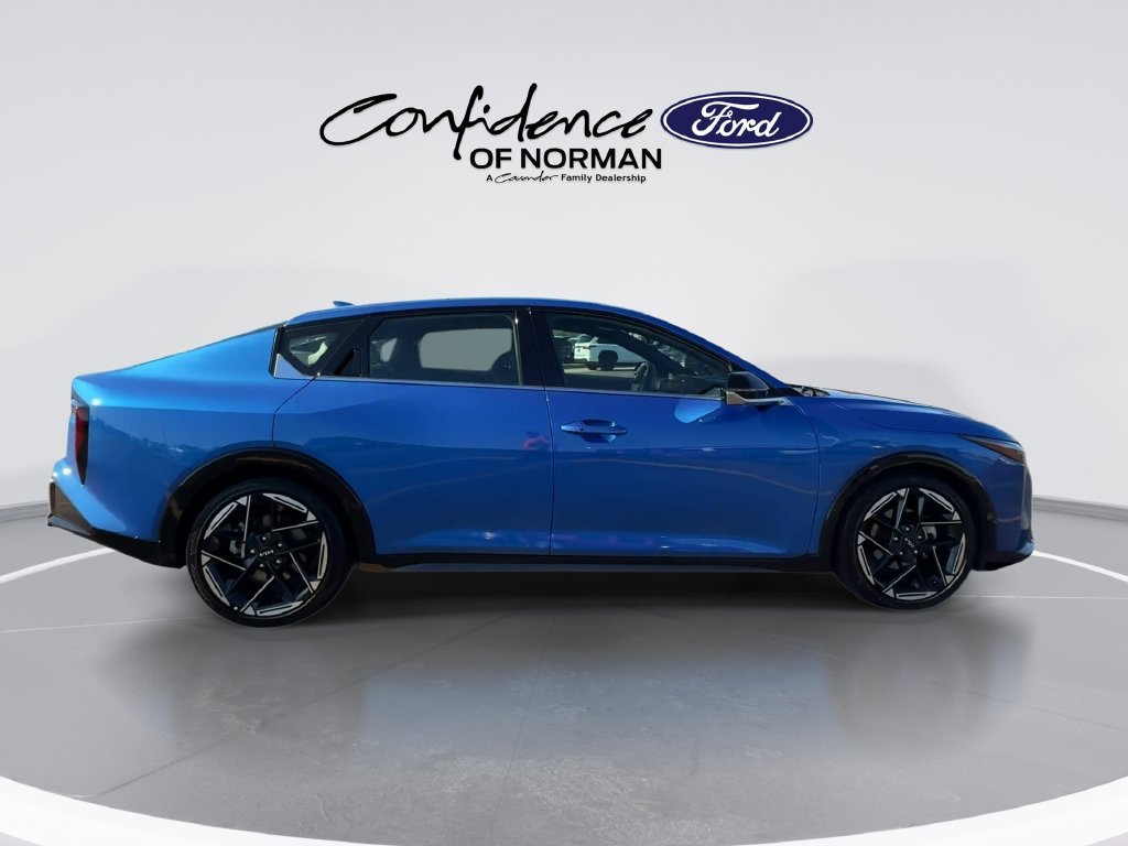 Used 2025 Kia K4 GT-Line w/ GT-Line Premium Package FWD image 11