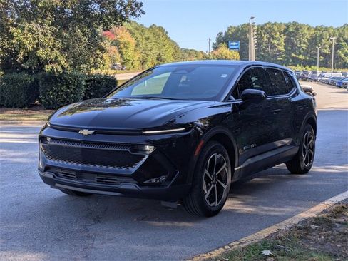 New 2026 Chevrolet Equinox EV LT image 5