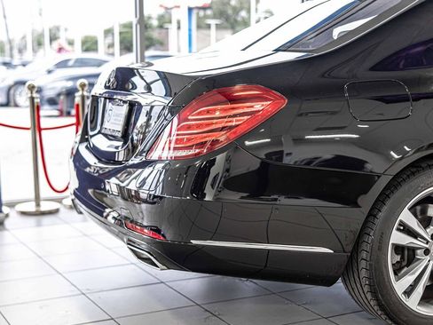 Used 2017 Mercedes-Benz S 550e w/ Premium Package image 13