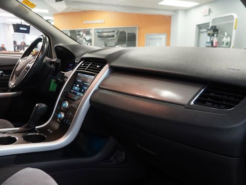 Used 2013 Ford Edge SEL FWD image 30