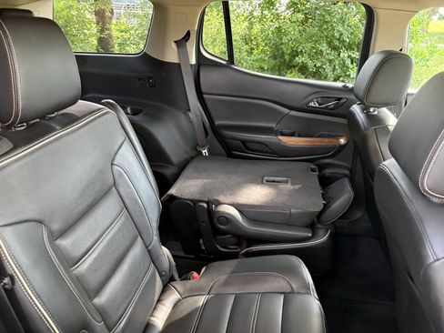 Used 2017 GMC Acadia Denali AWD/4WD image 34