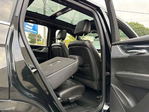 Used 2022 Cadillac XT6 Premium Luxury w/ Technology Package AWD/4WD image 23