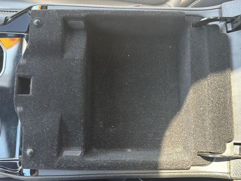 Used 2023 Jeep Grand Cherokee Altitude AWD/4WD image 27
