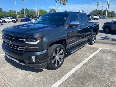 Used 2017 Chevrolet Silverado 1500 LTZ Z71 w/ LTZ Plus Package AWD/4WD image 2