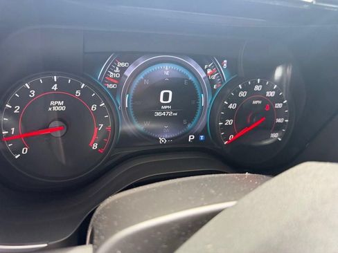 Used 2018 Chevrolet Camaro LT RWD image 12