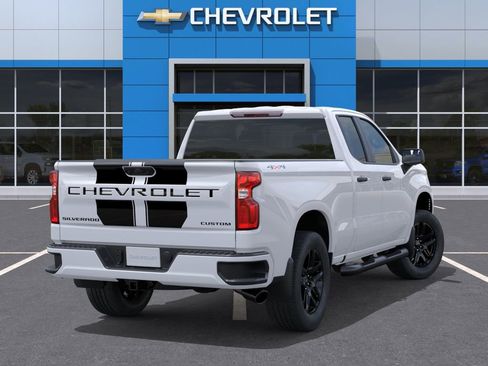 New 2026 Chevrolet Silverado 1500 Custom w/ Rally Edition AWD/4WD image 4