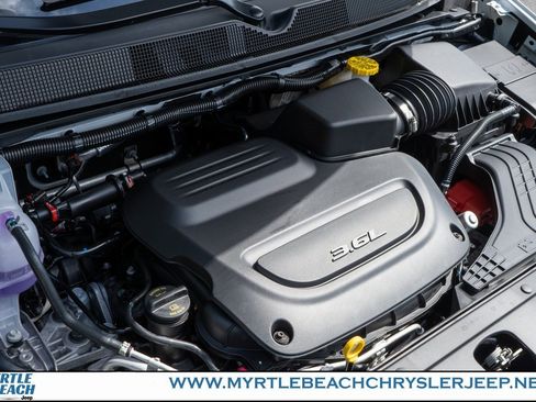 New 2026 Chrysler Pacifica Pinnacle image 31