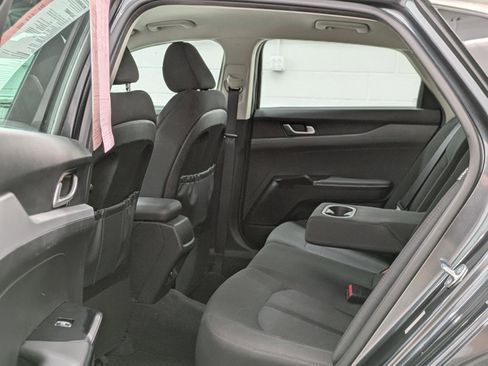 Used 2023 Kia K5 LXS image 8