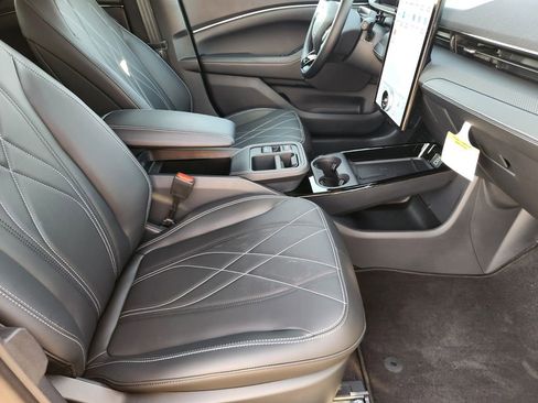 New 2025 Ford Mustang Mach-E Select w/ Comfort Package Lite image 10