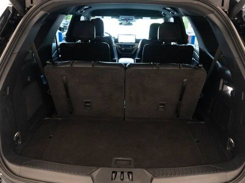 Used 2025 Ford Explorer ST-Line AWD/4WD image 16