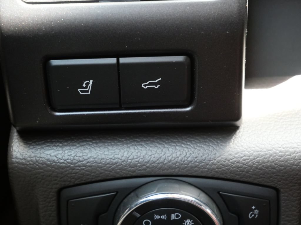 Certified 2020 Ford Expedition Limited w/ Equipment Group 302A AWD/4WD image 27