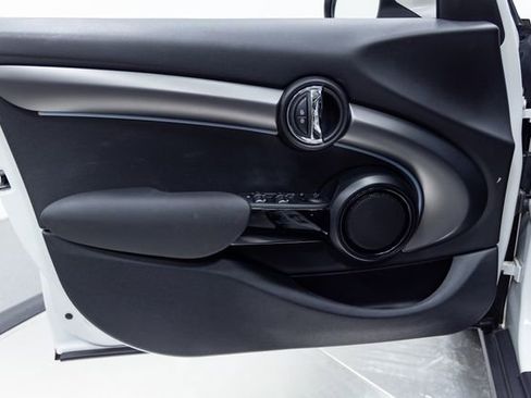 Used 2024 MINI Cooper S image 11