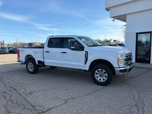 Used 2023 Ford F250 XLT image 46