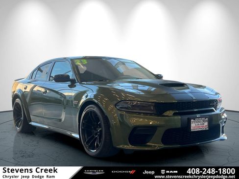 Used 2023 Dodge Charger Scat Pack image 1