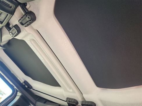 New 2025 Jeep Gladiator Mojave image 19