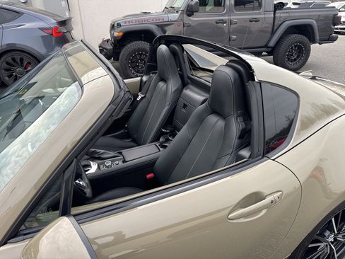 Used 2024 MAZDA MX-5 Miata RF Grand Touring image 35