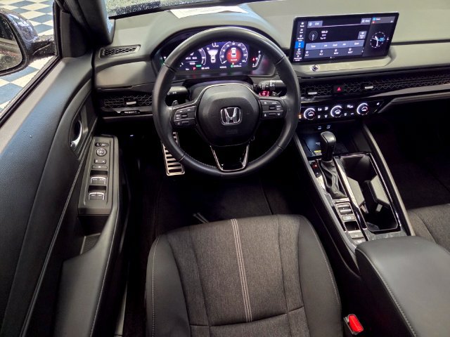 Used 2025 Honda Accord Sport image 14