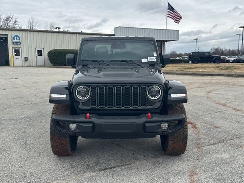 New 2026 Jeep Gladiator Rubicon image 2