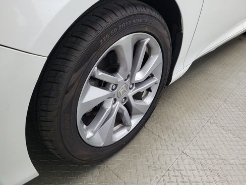 Used 2018 Honda Accord LX image 31