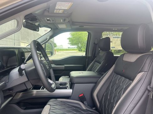 New 2026 Ford F250 Lariat w/ Black Appearance Package AWD/4WD image 11