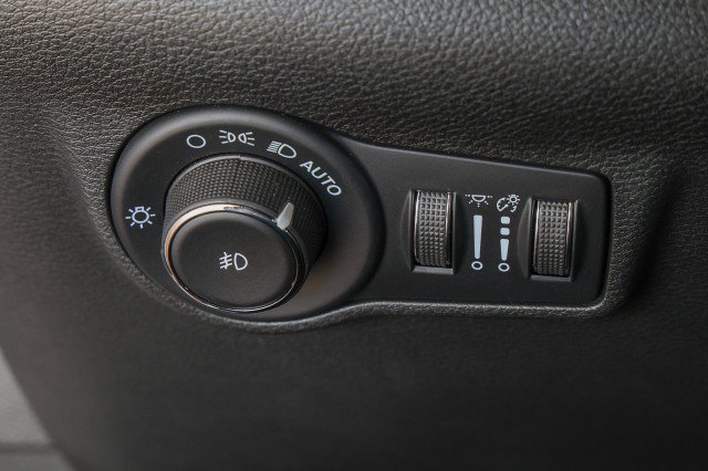 Used 2024 Jeep Compass Limited AWD/4WD image 26