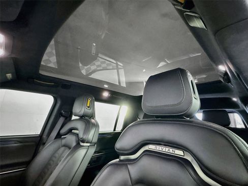 Used 2024 Rivian R1S Adventure AWD/4WD image 13
