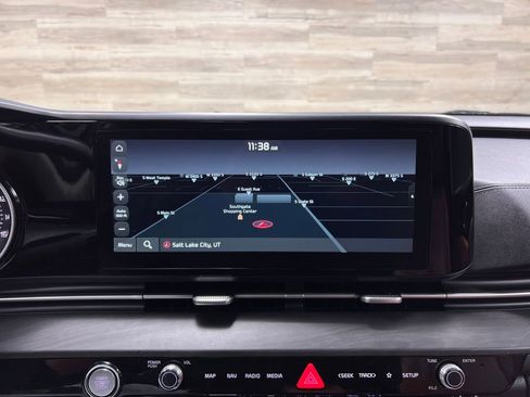 Used 2022 Kia Carnival SX w/ Paint Protection Package image 13