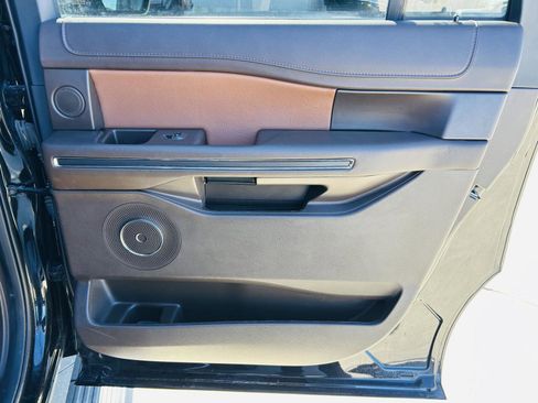 Used 2024 Ford Expedition Max King Ranch image 35