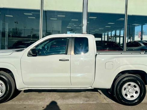 Used 2022 Nissan Frontier S image 25