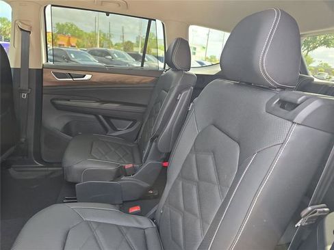 New 2026 Volkswagen Atlas SE image 14