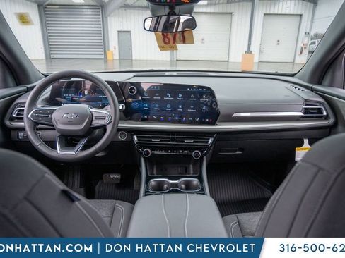 New 2026 Chevrolet Traverse LT w/ Midnight/Sport Edition image 3