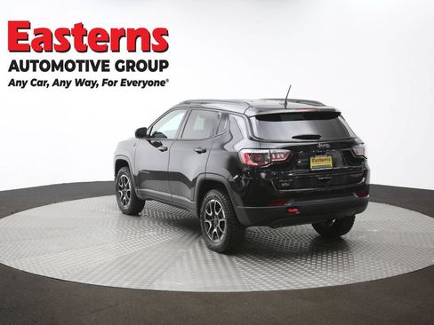 Used 2025 Jeep Compass Trailhawk AWD/4WD image 66