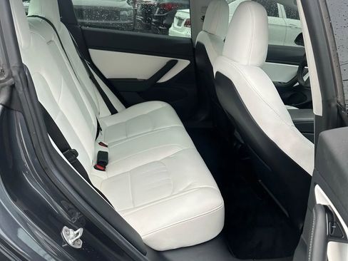 Used 2019 Tesla Model 3 Long Range image 14