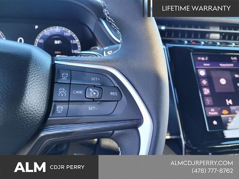 New 2025 Jeep Grand Cherokee L Altitude AWD/4WD image 24