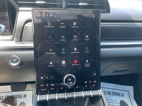 Certified 2026 GMC Terrain Elevation w/ Elevation Premium Package FWD image 24